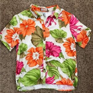 Women’s Vintage Hawaiian Shirt